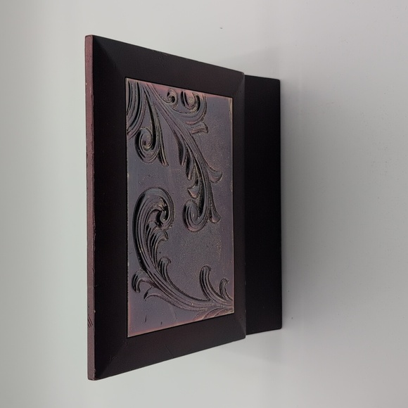 Elegant Decorative Wooden Trinket Jewelry Box with Silver Accents - Picture 6 of 10